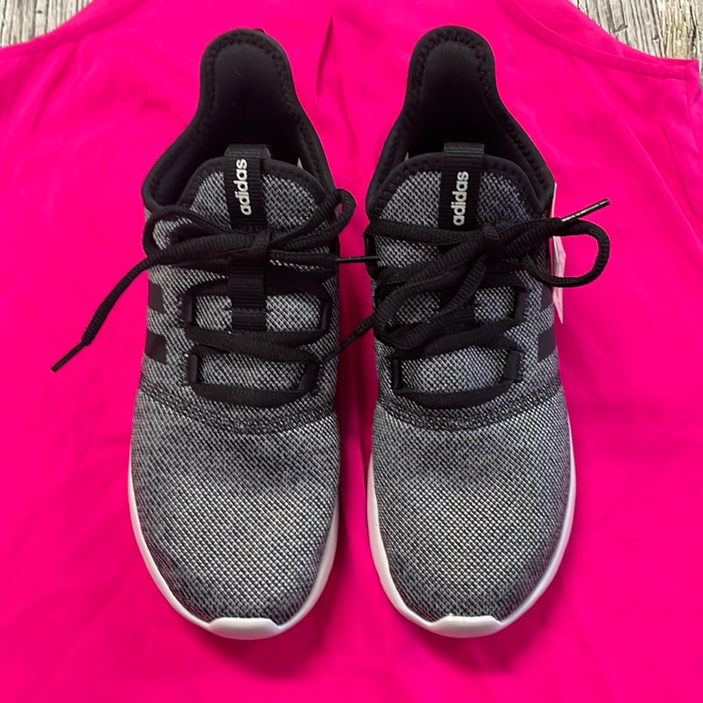 Nwt Womens Adidas Cloudfoam Shoes